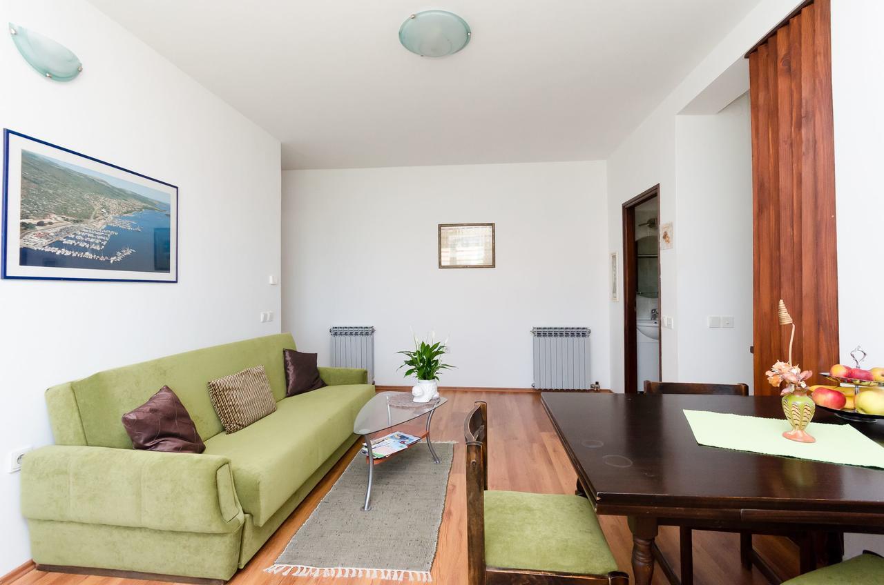 Apartments Miljenko Punat Exterior photo